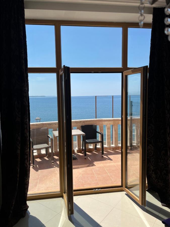 Rotonda Inn Novigrad Novigrad Istria Esterno foto
