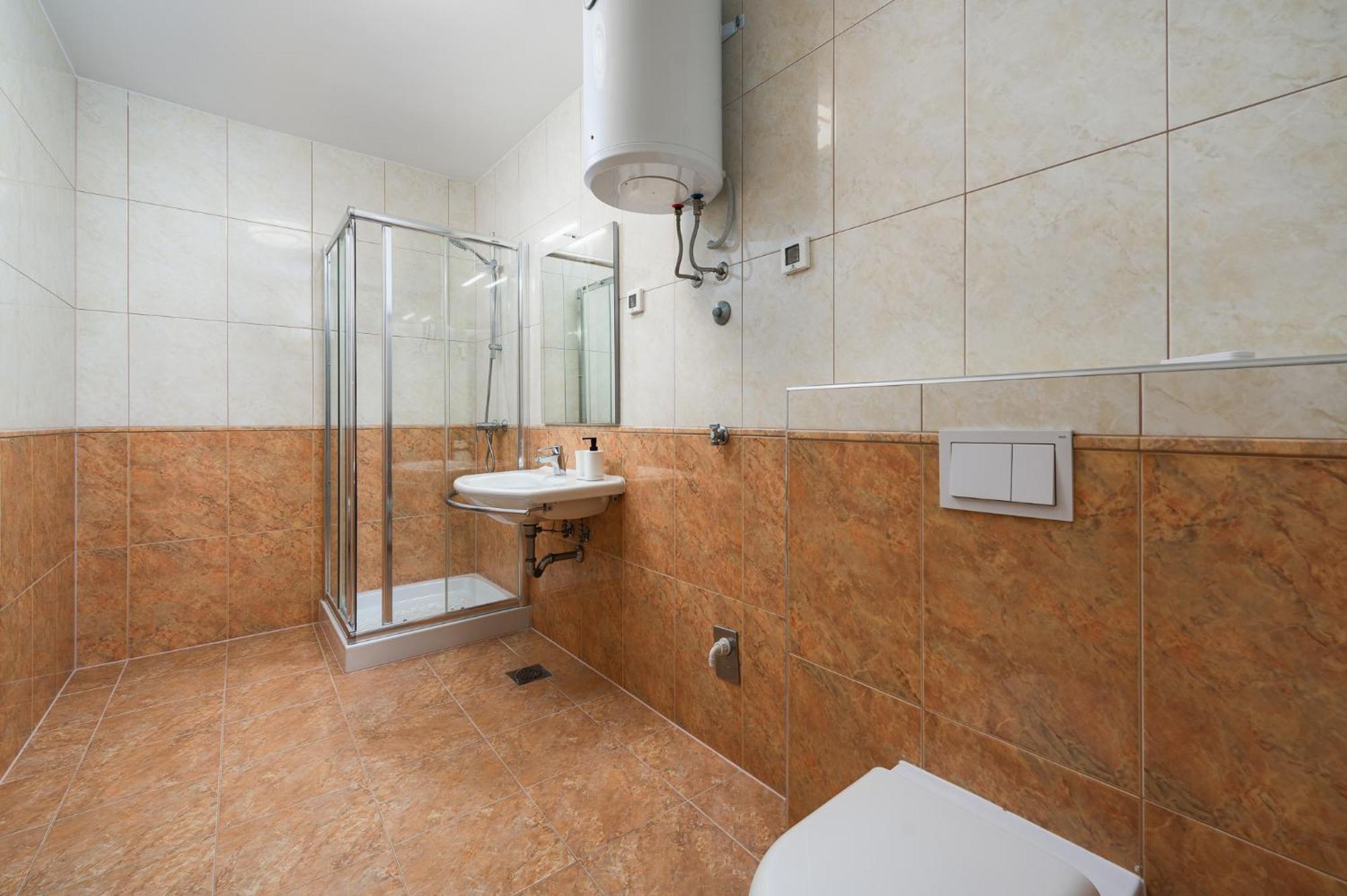 Rotonda Inn Novigrad Novigrad Istria Esterno foto