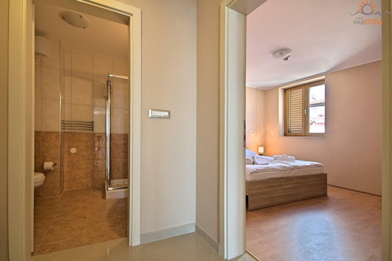 Rotonda Inn Novigrad Novigrad Istria Esterno foto