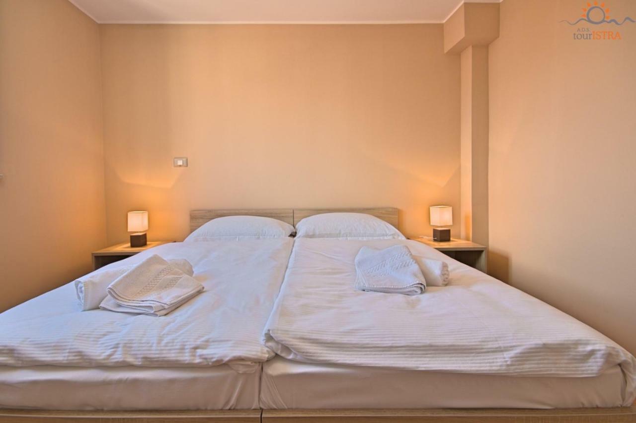 Rotonda Inn Novigrad Novigrad Istria Esterno foto